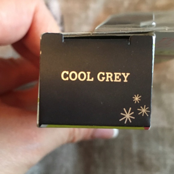 Benefit❣️ - Picture 8 of 8